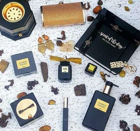 AJMAL AMBER WOOD THE PERFUME CLOSET